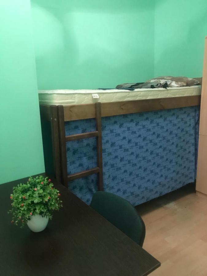 Ararat-Holosiivskyi Hostel Kiev Dış mekan fotoğraf