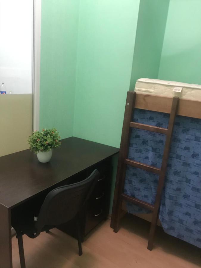 Ararat-Holosiivskyi Hostel Kiev Dış mekan fotoğraf